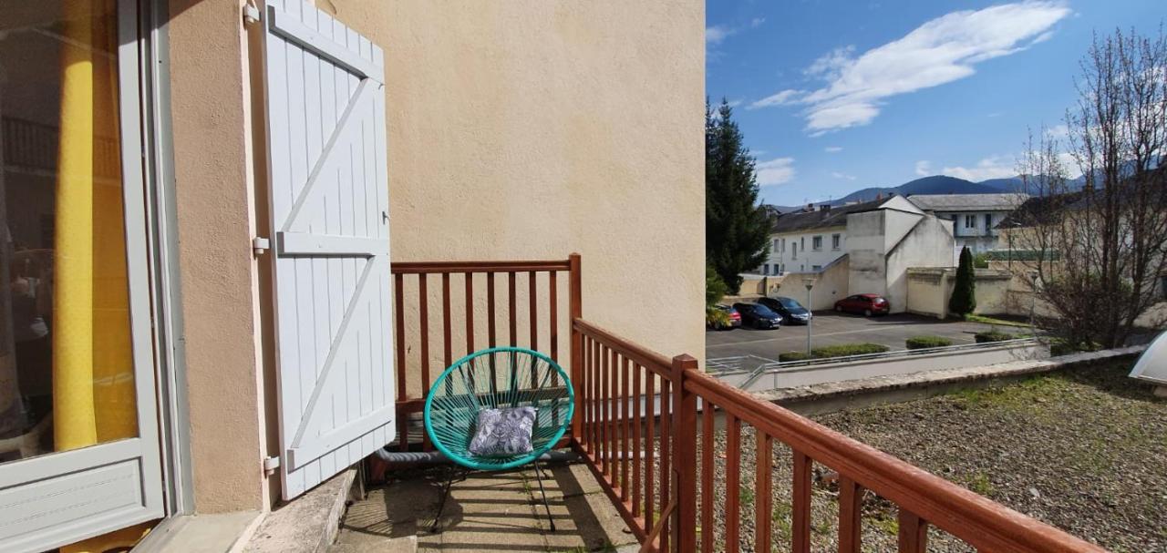 Studio Lumineux Au Centre Ville Bagnères-de-Bigorre Dış mekan fotoğraf